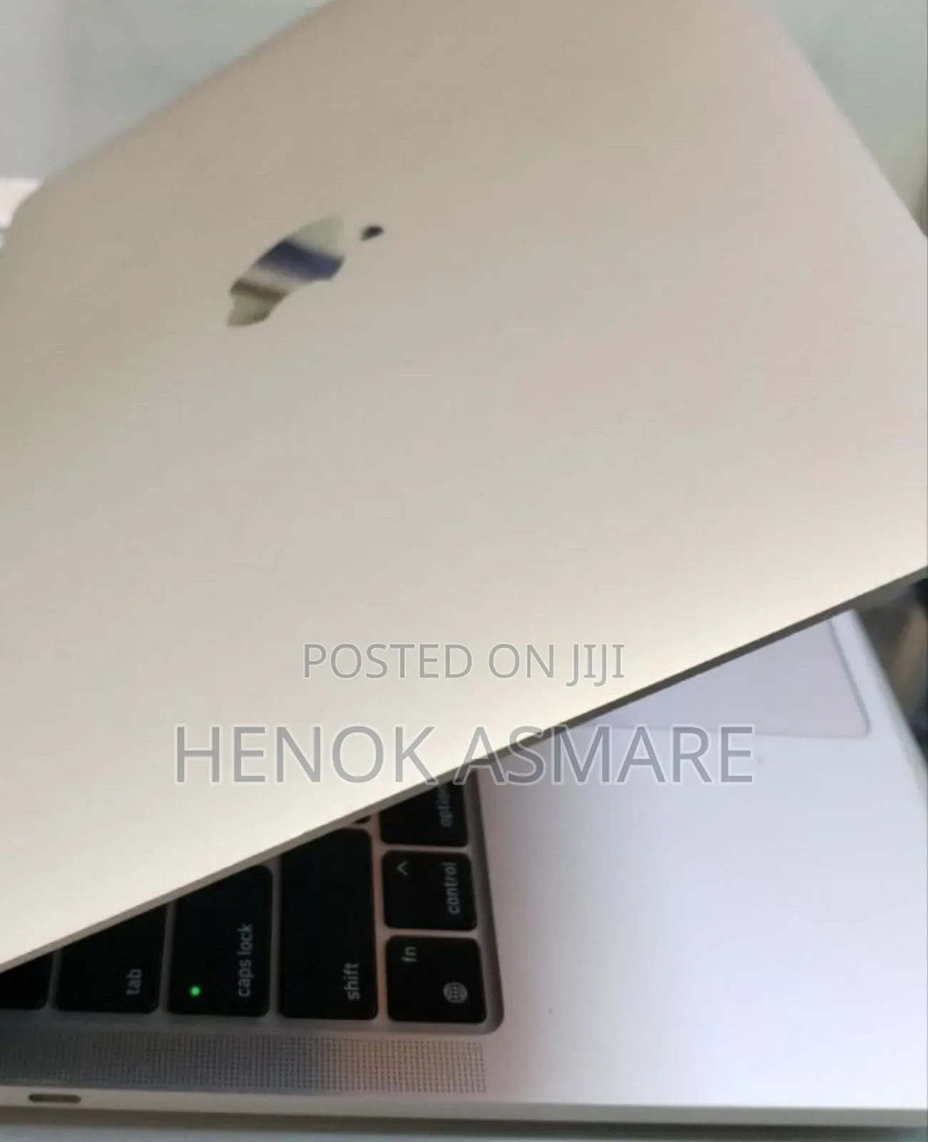 New Laptop Apple MacBook Pro 16GB Apple M1 SSD 512GB