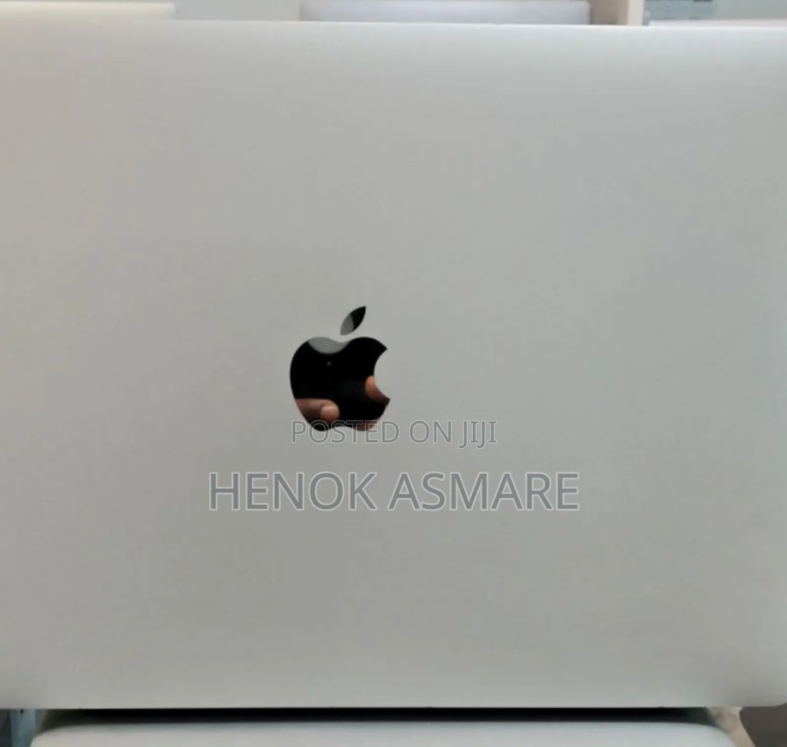 New Laptop Apple MacBook Pro 16GB Apple M1 SSD 512GB