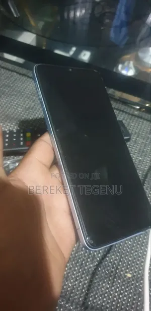 Photo - Tecno Spark 10 128 GB Gray