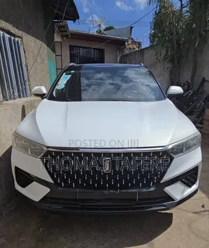 Photo - Bestune T77 1.2 FWD 2021