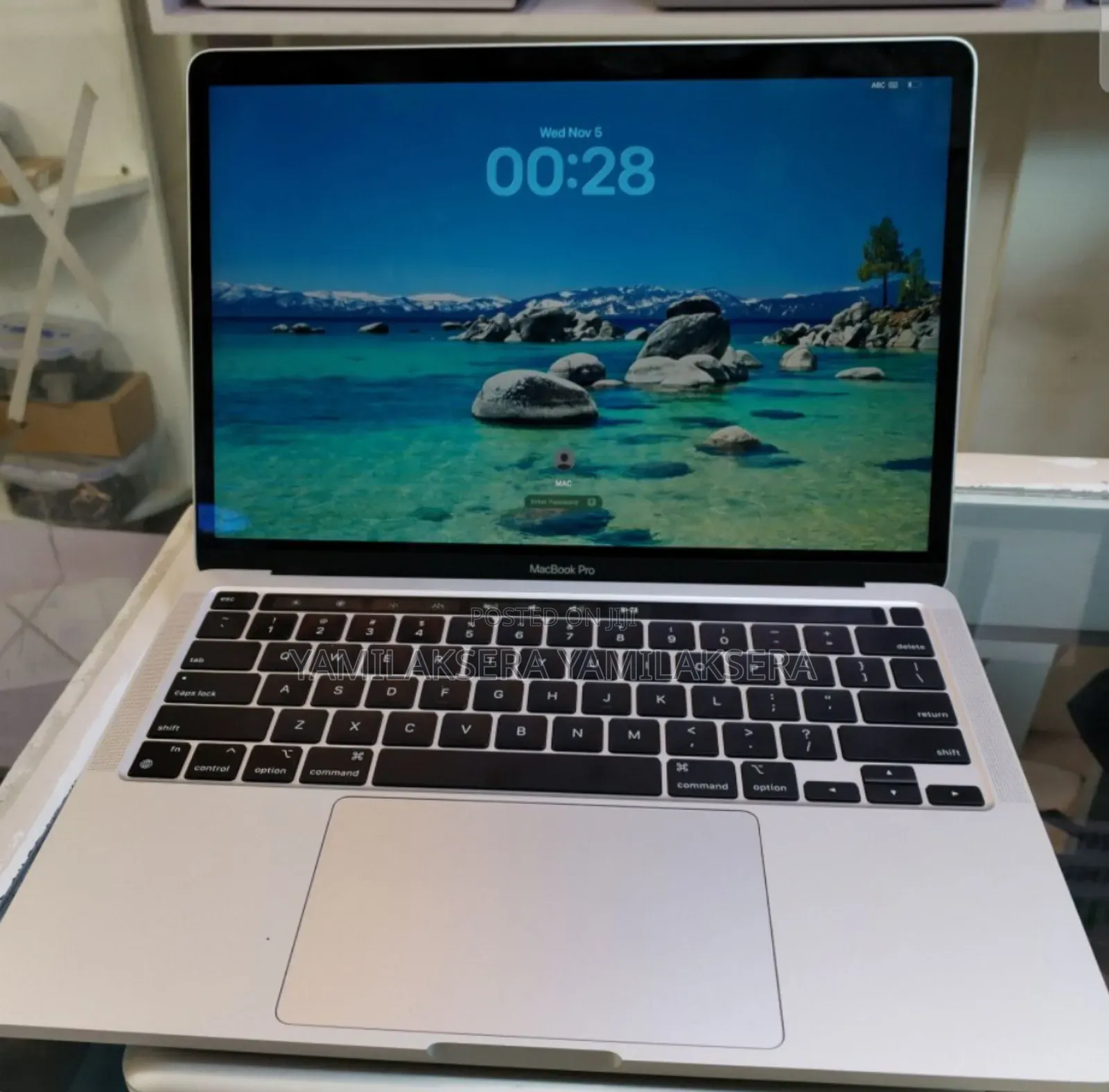New Laptop Apple MacBook Pro 2020 M1 16GB Intel Core I7 SSD 512GB