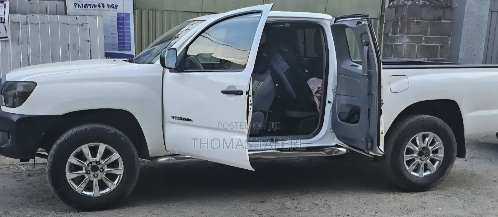 Toyota Tacoma 2012 White