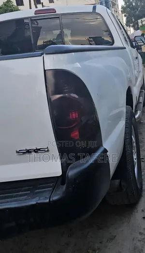 Toyota Tacoma 2012 White