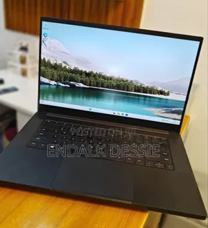 New Laptop Razer Blade 16GB Intel Core I7 SSD 512GB