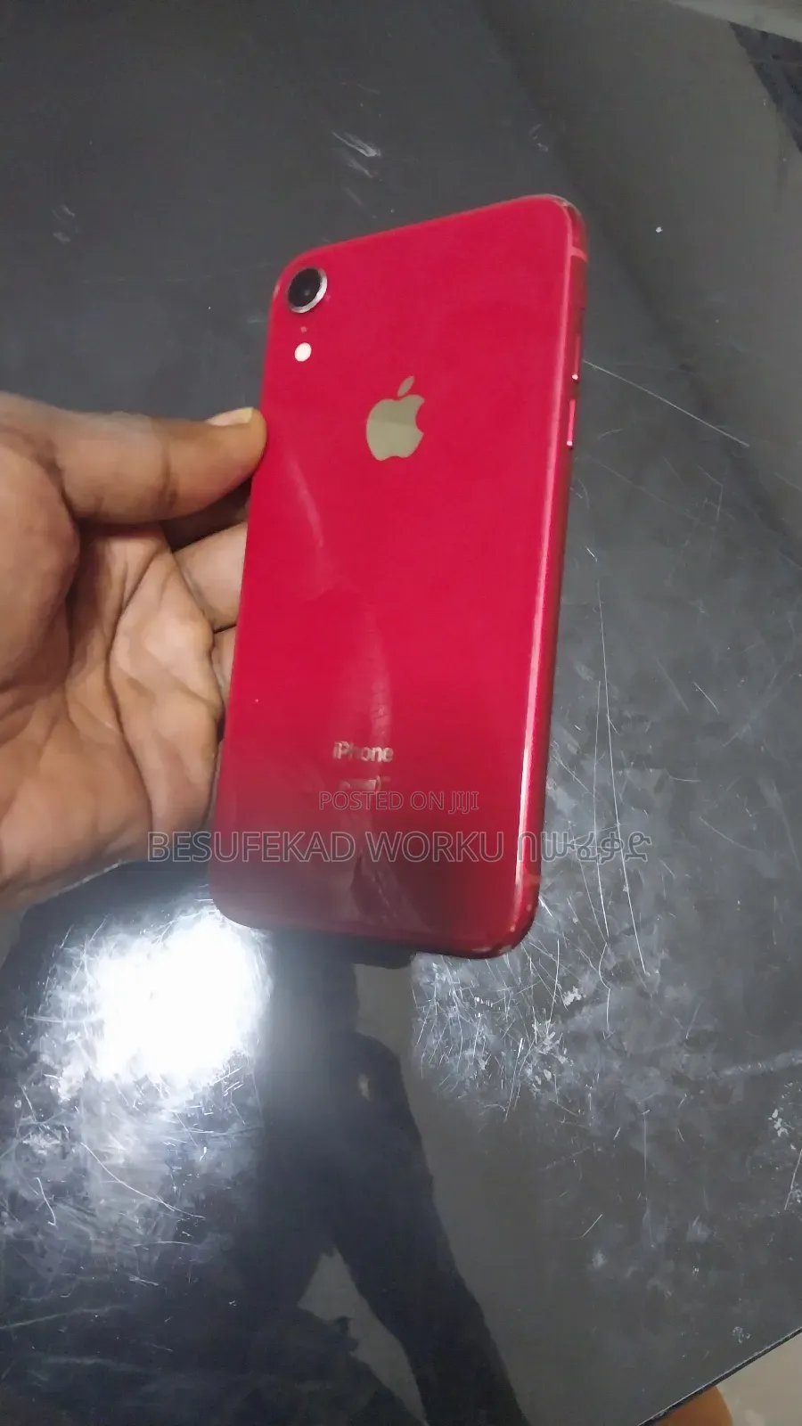 Apple XR 64 GB Red
