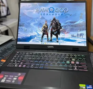 New Laptop MSI Crosshair 17 16GB Intel Core i7 SSD 1T