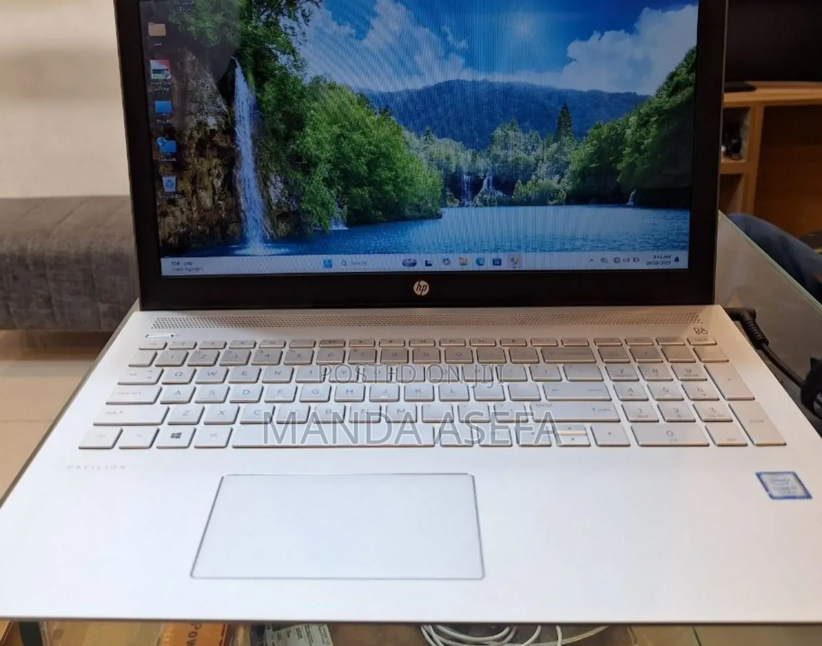 New Laptop HP Pavilion 15 8GB Intel Core I7 HDD 1T