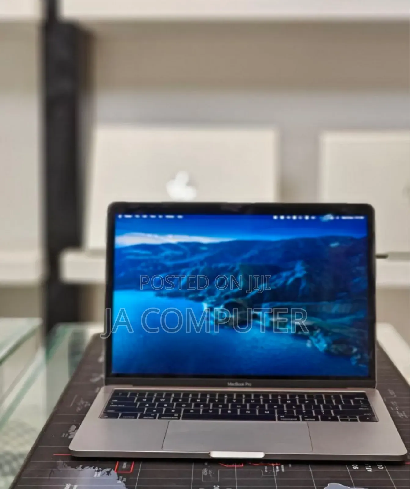 New Laptop Apple MacBook Pro 2016 16GB Intel Core I7 SSD 512GB