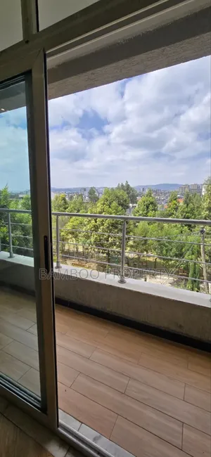 3bdrm Apartment in Bole for rent