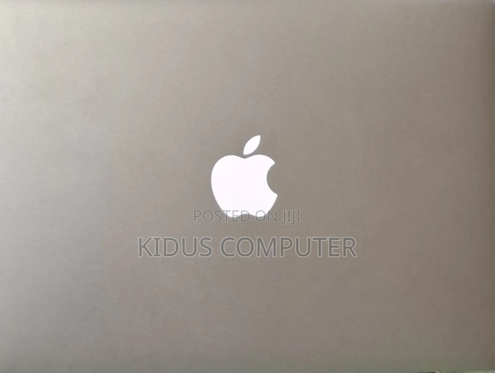 New Laptop Apple MacBook 2014 8GB Intel Core I7 SSD 256GB