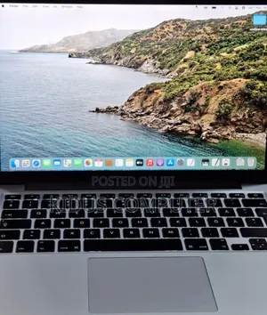 New Laptop Apple MacBook 2014 8GB Intel Core I7 SSD 256GB