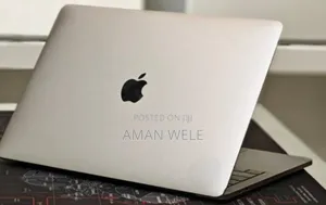 New Laptop Apple MacBook Pro 2016 16GB Intel Core I7 SSD 512GB