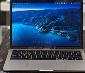 New Laptop Apple MacBook Pro 2016 16GB Intel Core I7 SSD 512GB