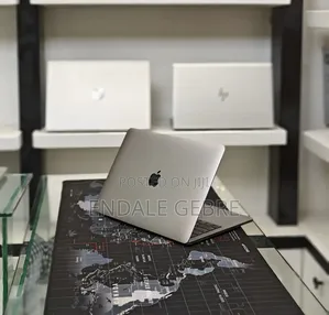 New Laptop Apple MacBook Pro 2017 16GB Intel Core I7 SSD 512GB