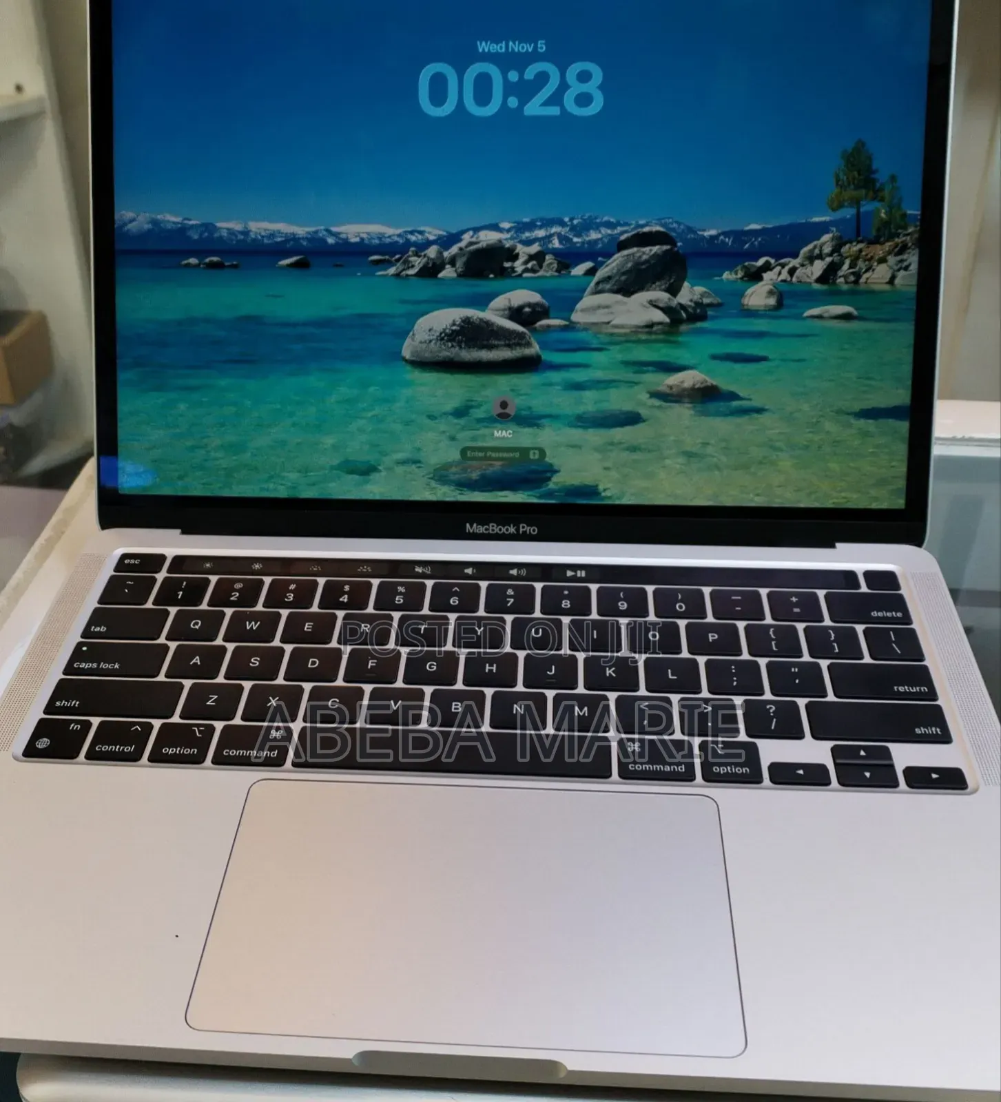 New Laptop Apple MacBook Pro 2020 M1 16GB Intel Core I5 SSD 512GB