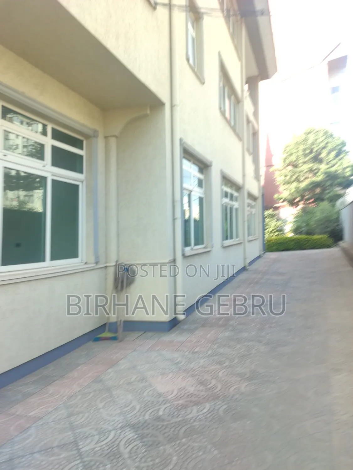 14bdrm House in G+2 House, Bole for rent