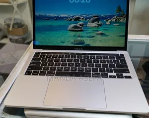 Photo - New Laptop Apple MacBook Pro M1 16GB Apple M1 Pro SSD 512GB