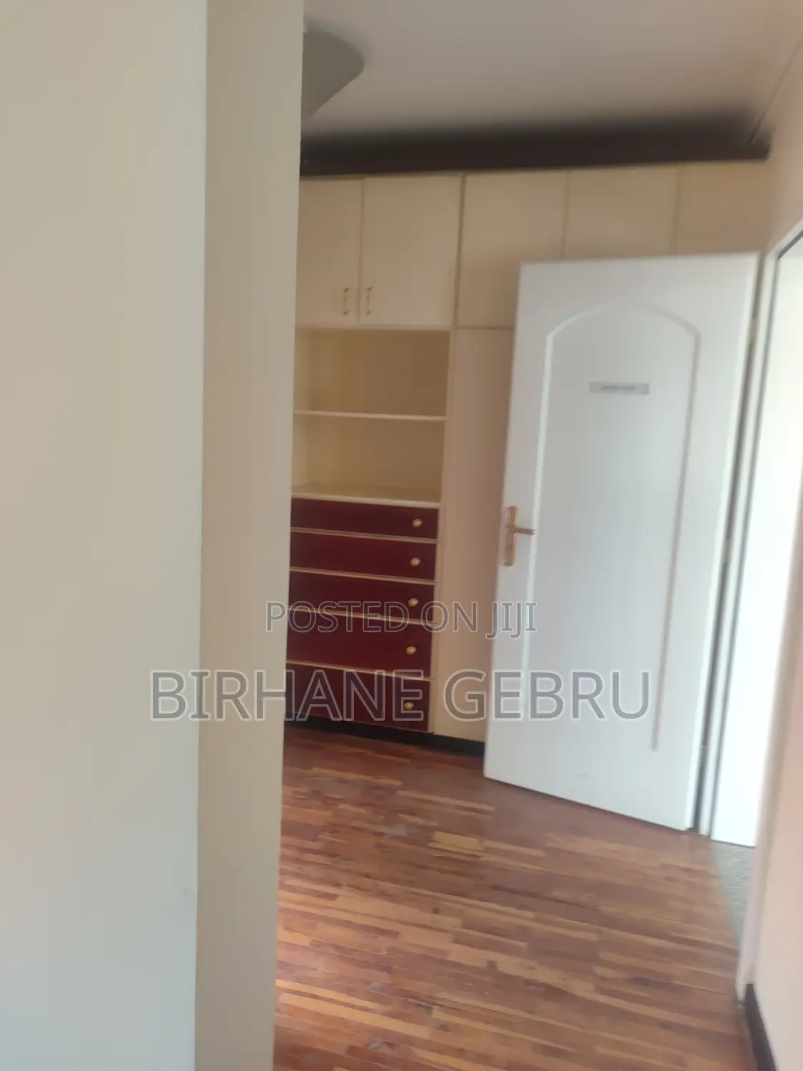 14bdrm House in G+2 House, Bole for rent