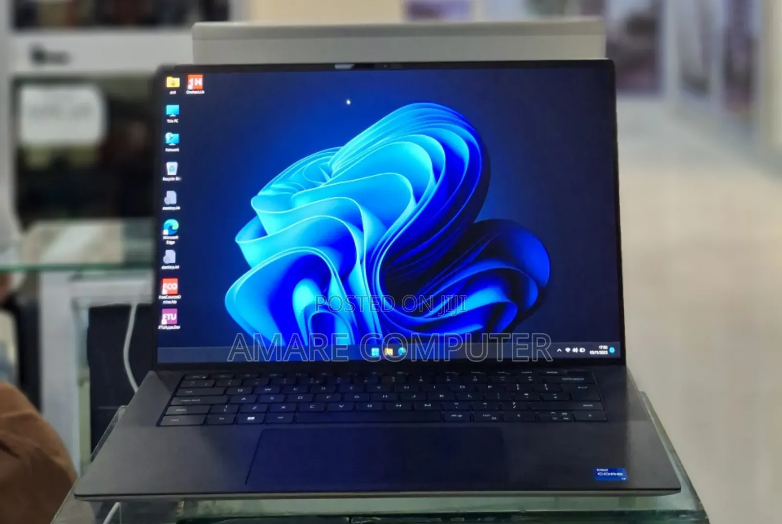 New Laptop Dell Precision 5570 16GB Intel Core I7 SSD 512GB