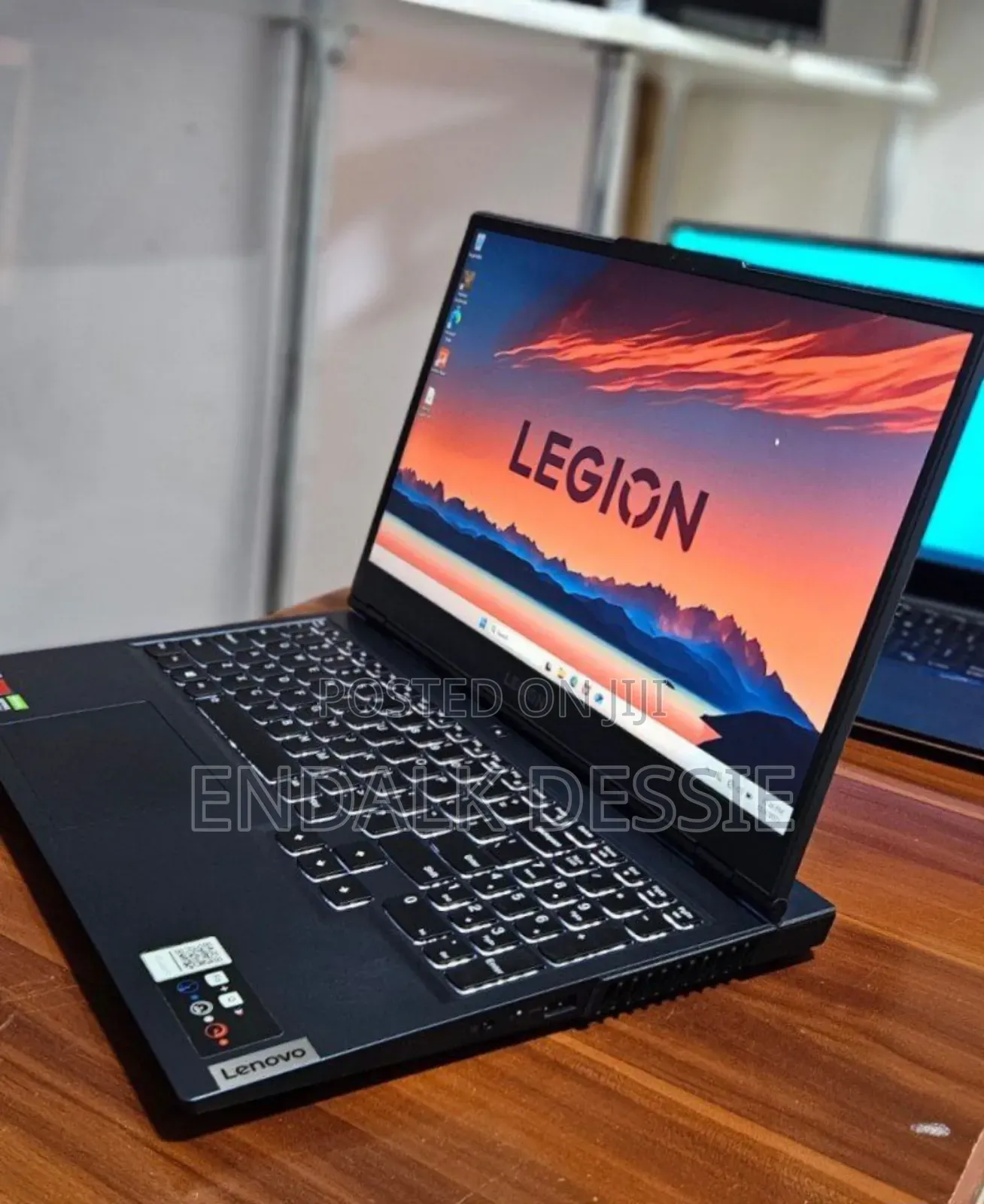New Laptop Lenovo Legion 5 16GB SSD 512GB