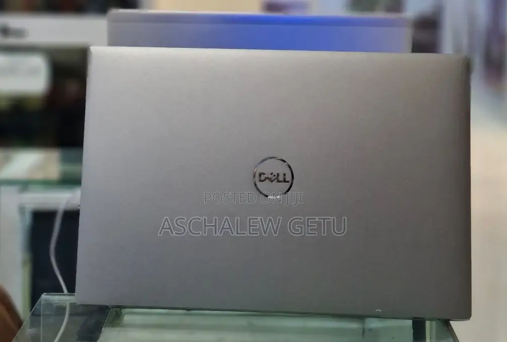 New Laptop Dell Precision 5570 16GB Intel Core I7 SSD 512GB