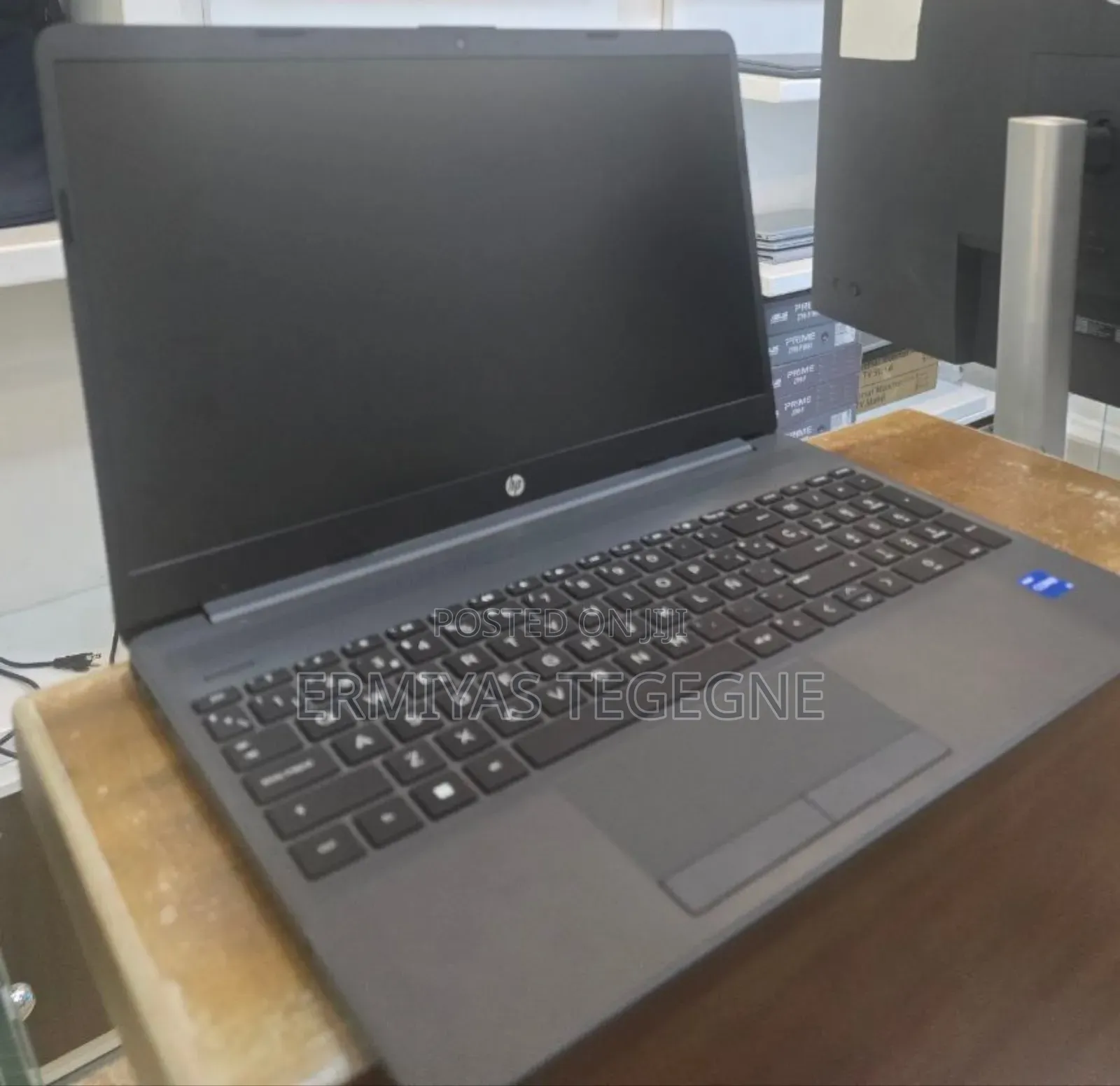 New Laptop HP Stream Notebook 8GB Intel Core I5 SSD 1T