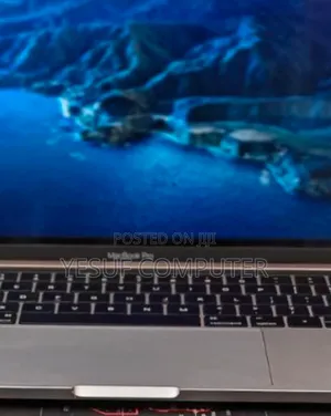 Photo - New Laptop Apple MacBook Pro 2016 16GB Intel Core I7 SSD 512GB