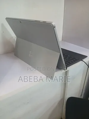 New Laptop Microsoft Surface Pro 7+ 16GB Intel Core I5 SSD 256GB