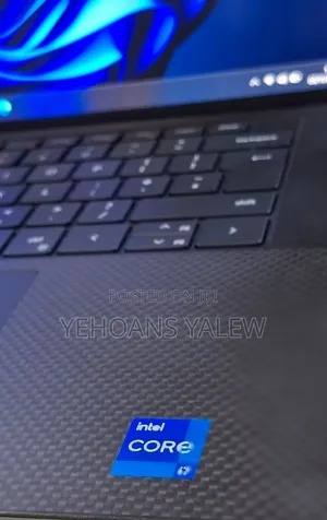 Photo - New Laptop Dell Precision 5570 16GB Intel Core I7 SSD 512GB