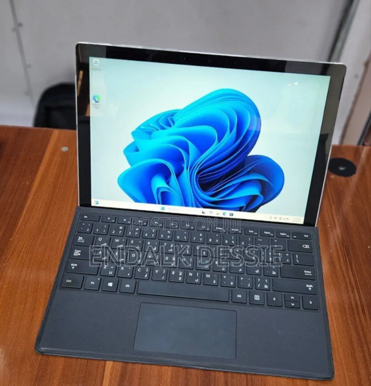 New Laptop Microsoft Surface Pro 7 8GB Intel Core I5 SSD 128GB