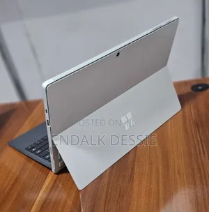 New Laptop Microsoft Surface Pro 7 8GB Intel Core I5 SSD 128GB