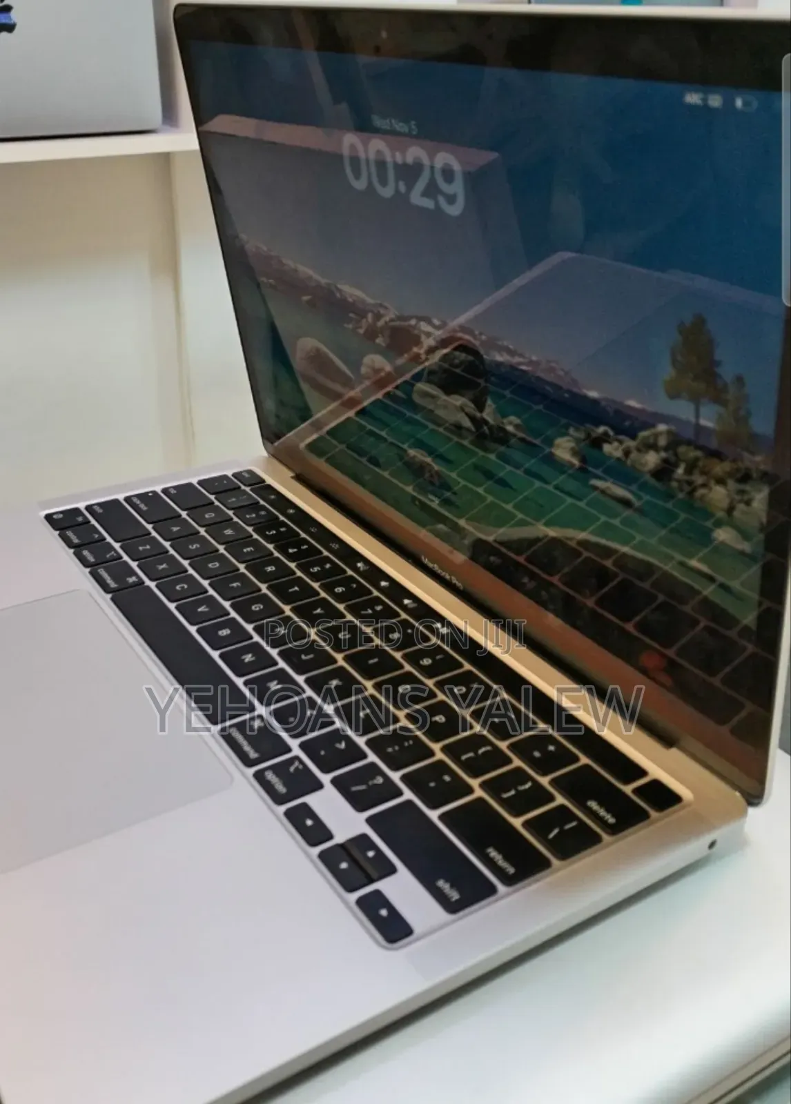 New Laptop Apple MacBook Pro 2020 M1 16GB Apple M1 Pro SSD 512GB