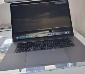 New Laptop Apple MacBook Pro 2019 32GB Intel Core I9 SSD 512GB