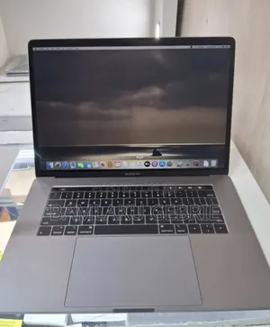 New Laptop Apple MacBook Pro 2019 32GB Intel Core I9 SSD 512GB