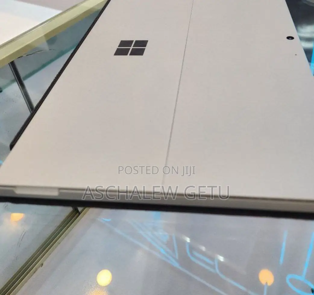 New Laptop Microsoft Surface 16GB Intel Core I5 SSD 256GB