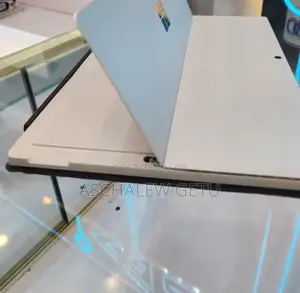 New Laptop Microsoft Surface 16GB Intel Core I5 SSD 256GB