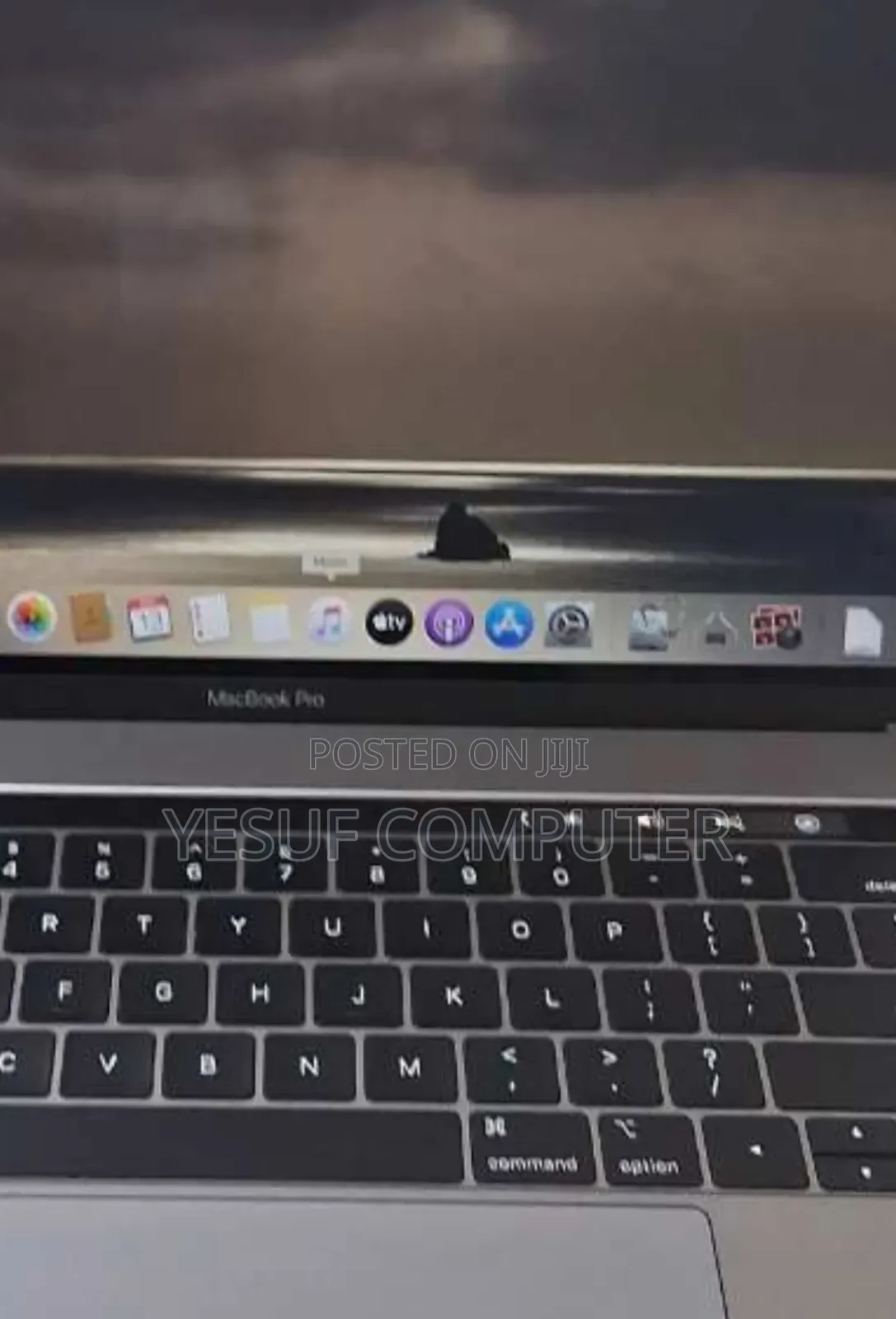 New Laptop Apple MacBook Pro 2019 32GB Intel Core I9 SSD 512GB