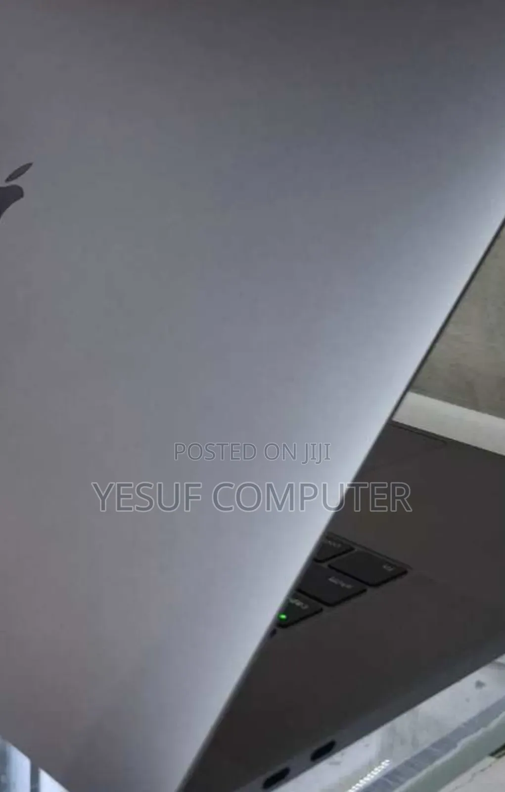 New Laptop Apple MacBook Pro 2019 32GB Intel Core I9 SSD 512GB