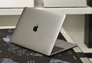 Photo - New Laptop Apple MacBook Pro 2016 16GB Intel Core I7 SSD 512GB