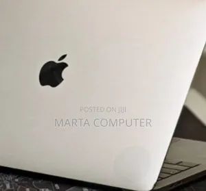 New Laptop Apple MacBook Pro 2017 16GB Intel Core I7 SSD 512GB