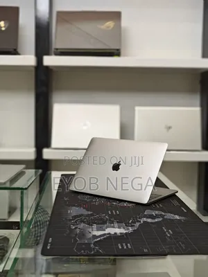 New Laptop Apple MacBook Pro 2016 16GB Intel Core I7 SSD 512GB