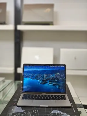 New Laptop Apple MacBook Pro 2016 16GB Intel Core I7 SSD 512GB