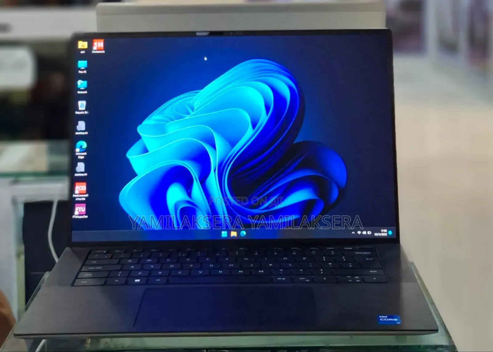 New Laptop Dell Precision 5570 16GB Intel Core I7 SSD 512GB