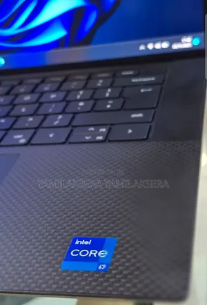 New Laptop Dell Precision 5570 16GB Intel Core I7 SSD 512GB