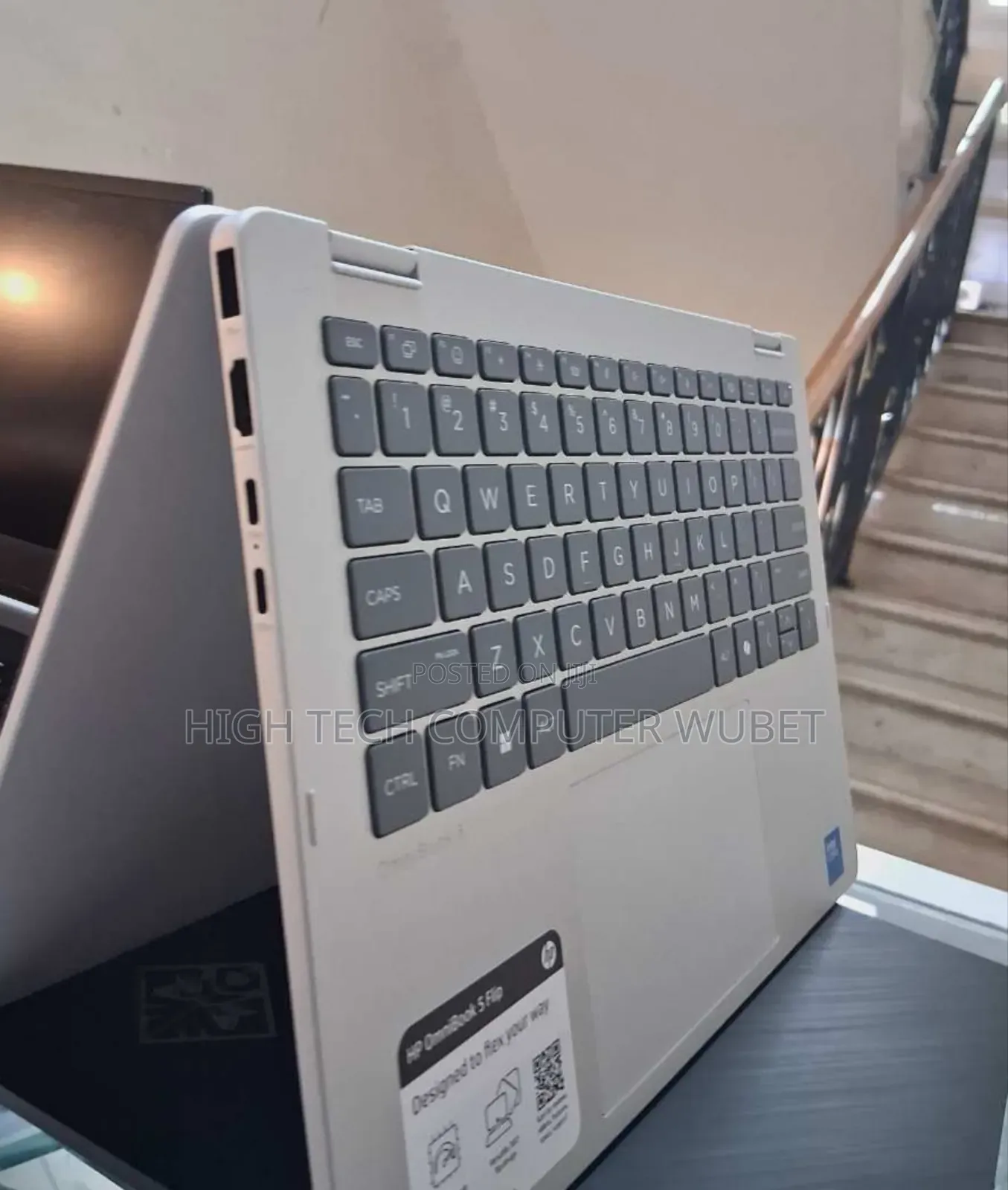 New Laptop HP OmniBook 5 Flip 16GB Intel Core Ultra 7 SSD 1T