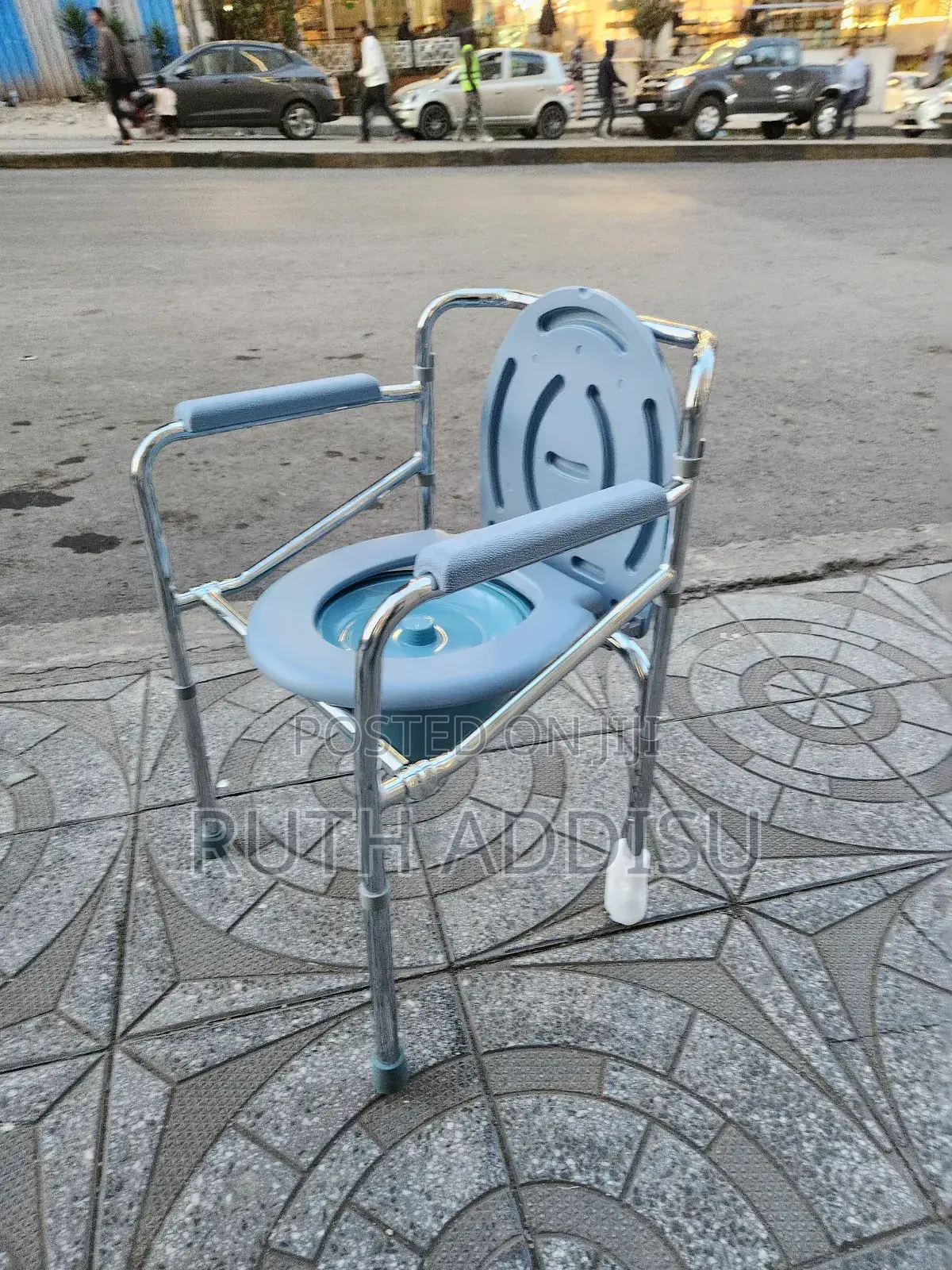 Commode Chair痛楚toilet Chair考量commode Chair轟炸medical Toilet Chair New