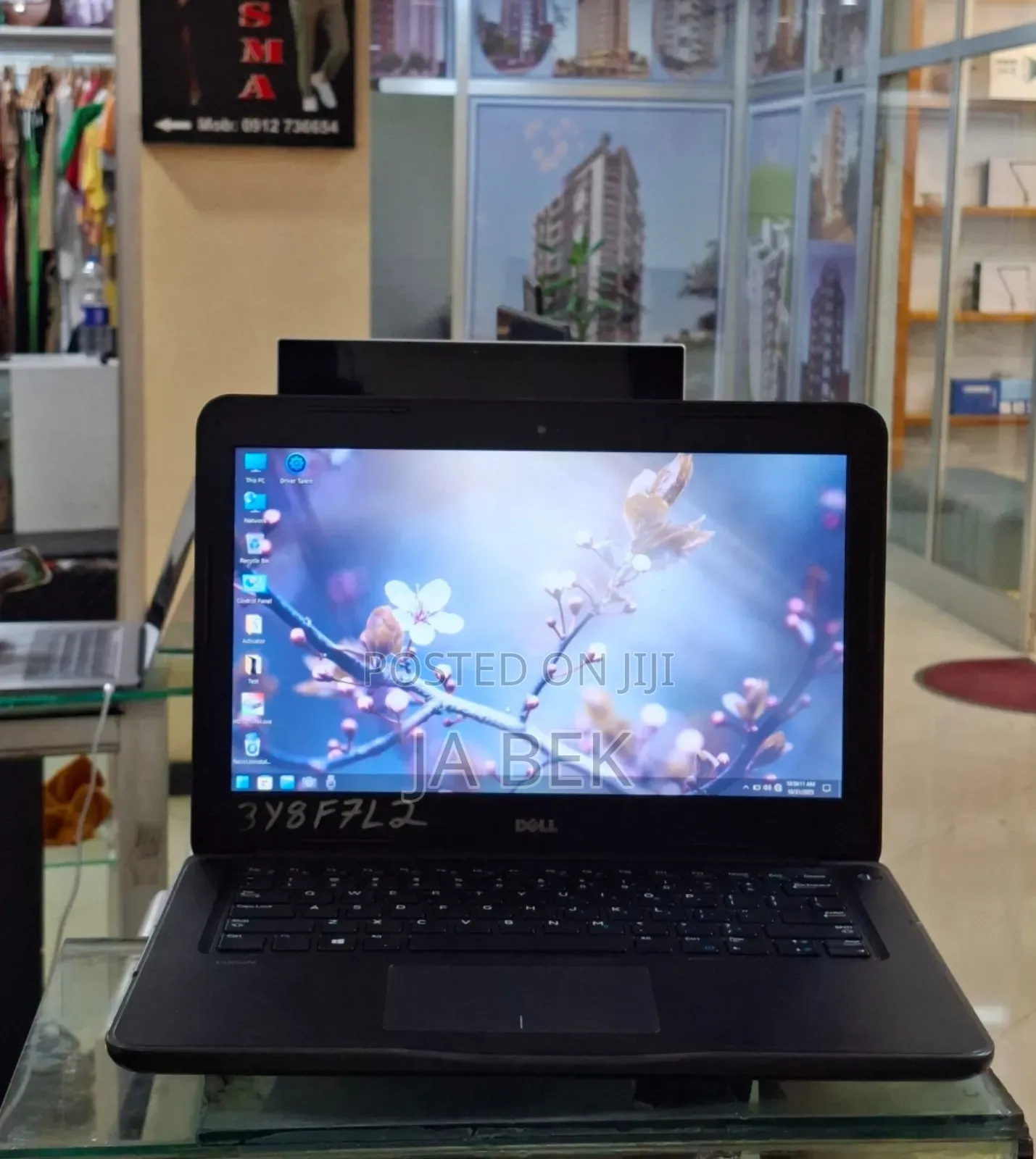 New Laptop Dell Latitude 3380 8GB Intel Core I5 SSD 256GB