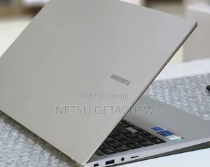 New Laptop Samsung Ativ Book 9 Lite 8GB Intel Core I5 SSD 256GB