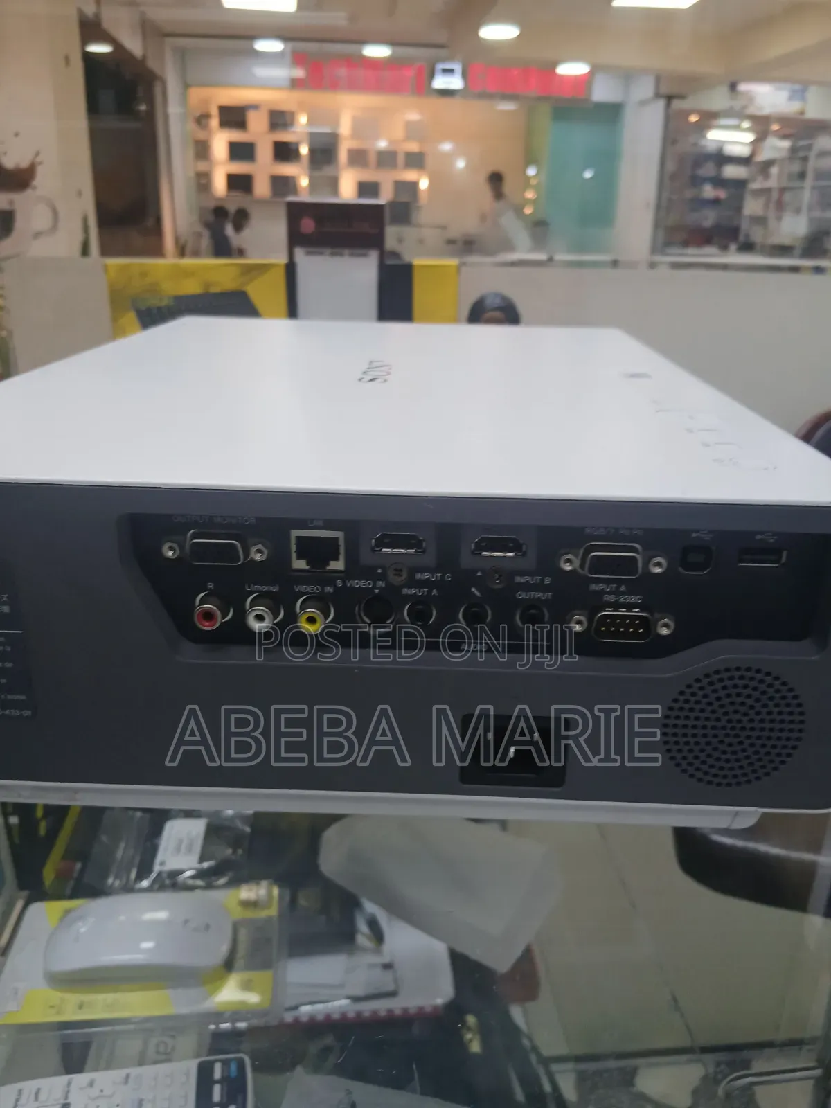 Home Cinema Projector Sony VPL-Ch350 Model