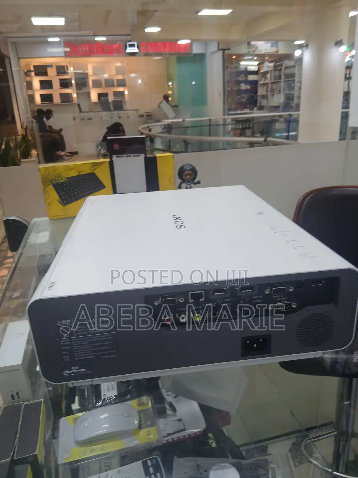 Home Cinema Projector Sony VPL-Ch350 Model